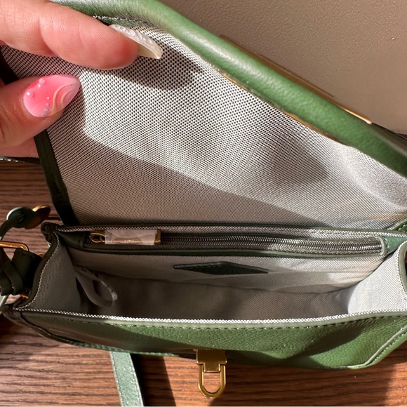 Green Fossil Crossbody Purse - Picture 13 of 16